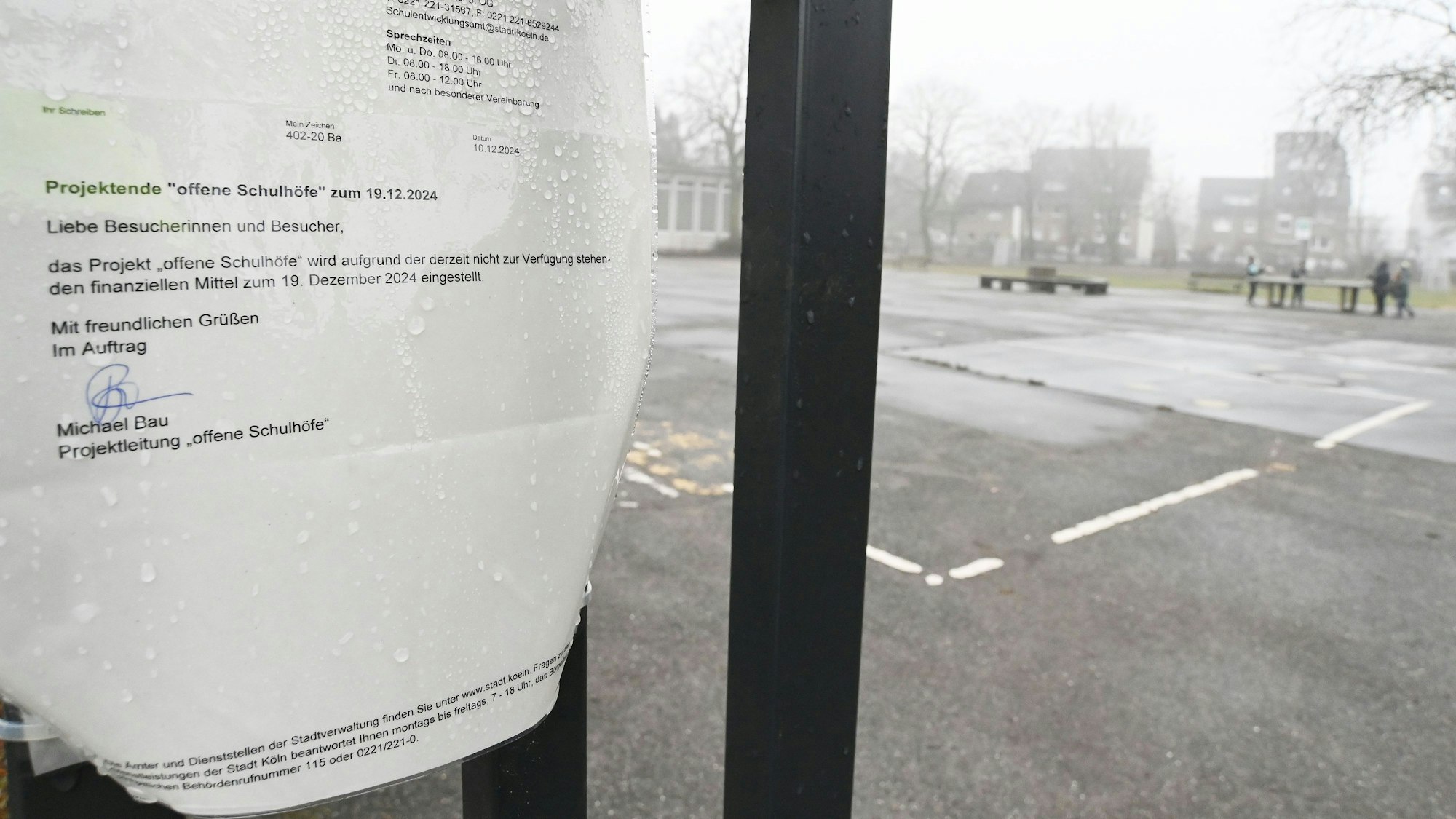 Aufgrund von Sparzwängen bei der Stadt musste das Projekt Offene Schulhöfe auch in einer Schule in Merkenich eingestellt werden.