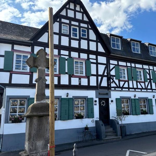 Die Außenansicht des Restaurants Weinmühle in Königswinter-Oberdollendorf
