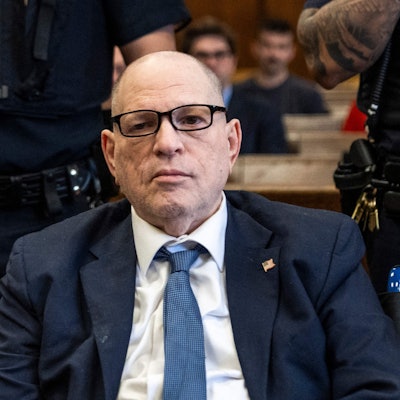 Harvey Weinstein vor dem Gericht in New York, wo sein Fall aktuell neu verhandelt wird.