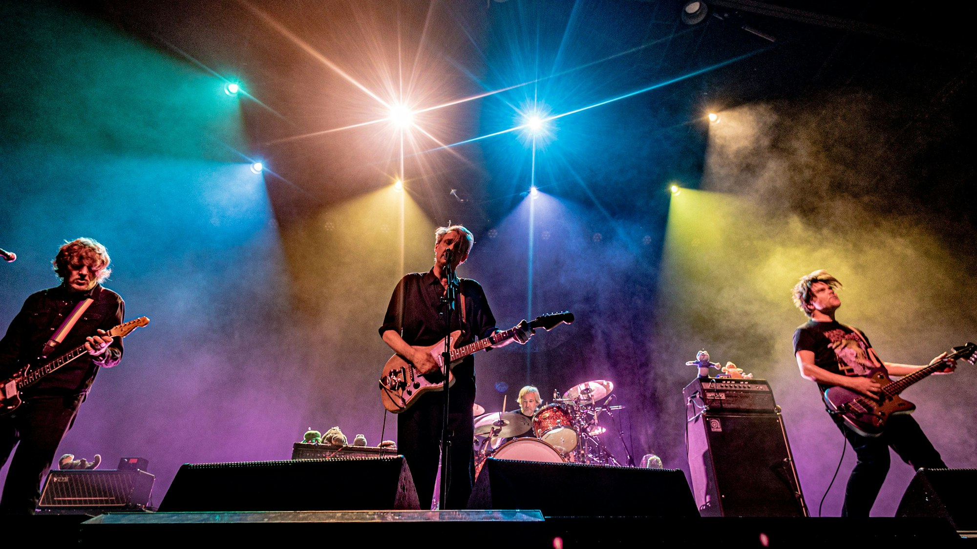 30 Jahre Band-Geschichte präsentierte Tocotronic im Kölner W-Werk. Die deutsche Erfolgsrockband aus der „Hamburger Schule“ hatte in Köln ein „Heimspiel“.