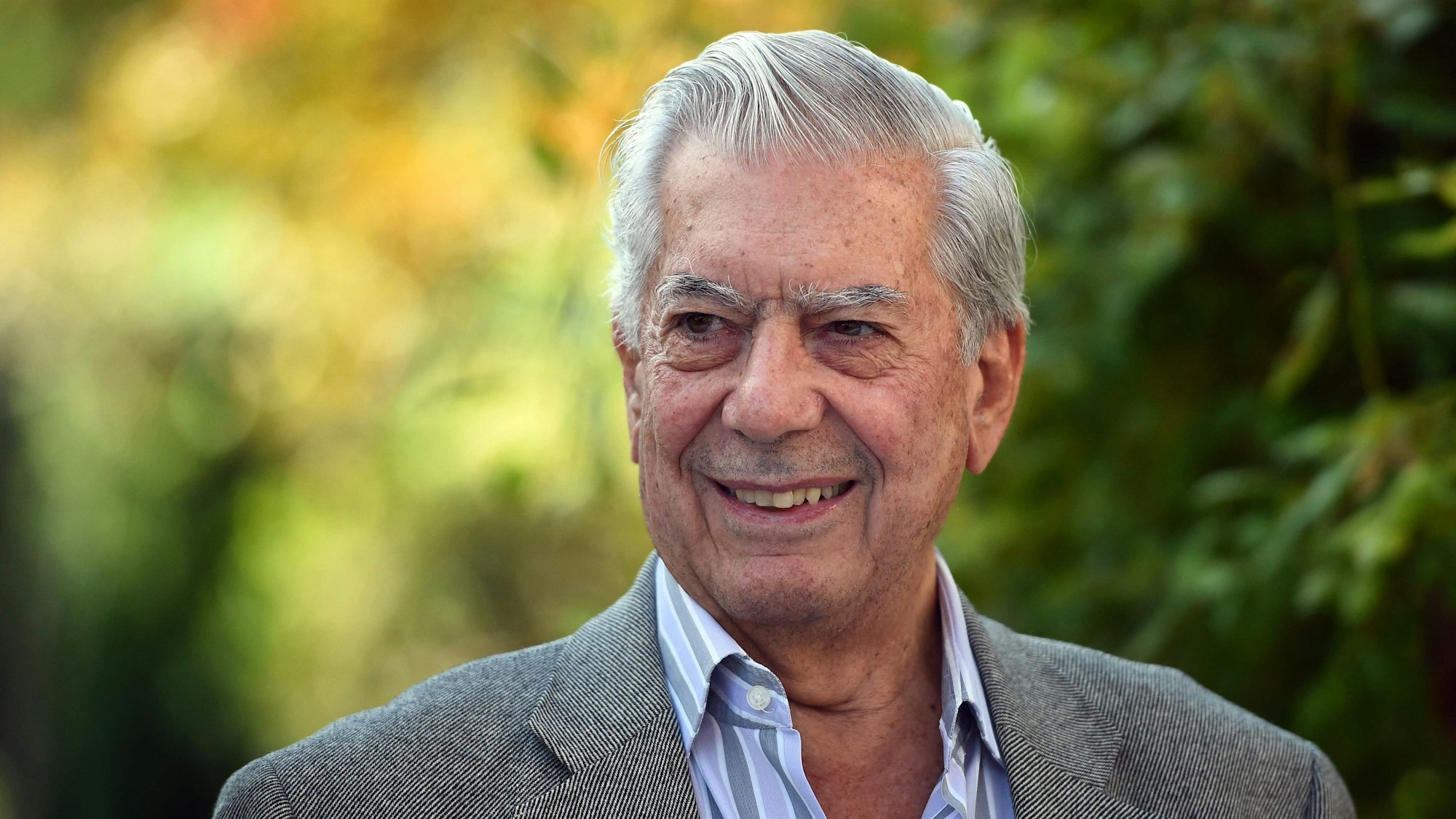 Das Foto zeigt den peruanischen Schriftsteller und Literaturnobelpreis-Träger Mario Vargas Llosa.