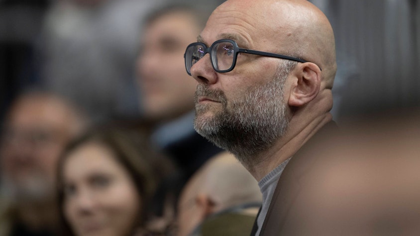 Der Blick geht nach oben: Geschäftsführer Philipp Walter von den Kölner Haien.