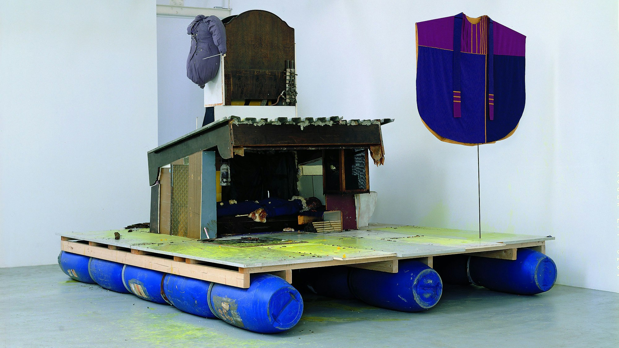 Kai Althoff/Robert Elfgen
Das Floss
2004
Mischtechnik.