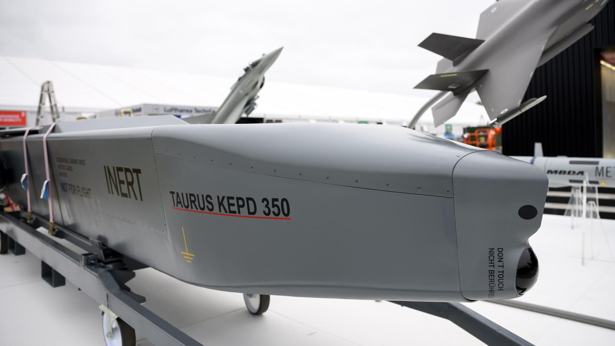 Der Marschflugkörper Taurus KEPD-350