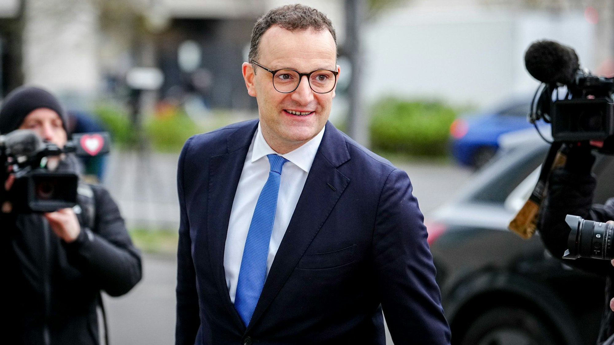 Scheint sich für den Posten des Wirtschaftsministers in Stellung zu bringen; Jens Spahn.