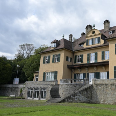 Das Foto zeigt das Schloss Lerbach in Bergisch Gladbach