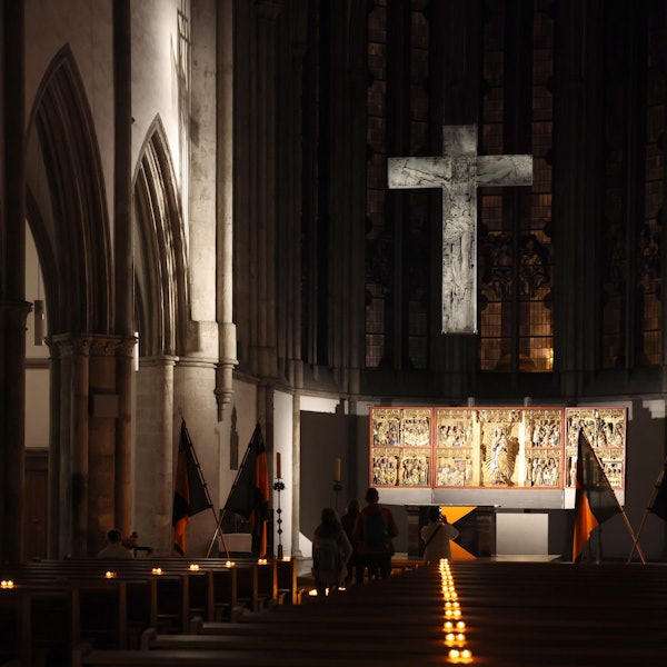 Reihenweise werden in Kirchen auch Kerzen gestohlen.