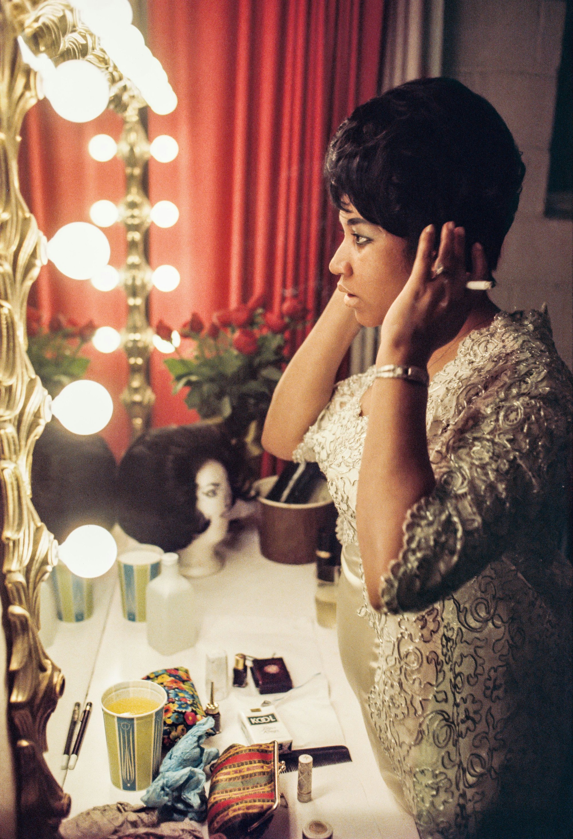 Aretha Franklin
backstage