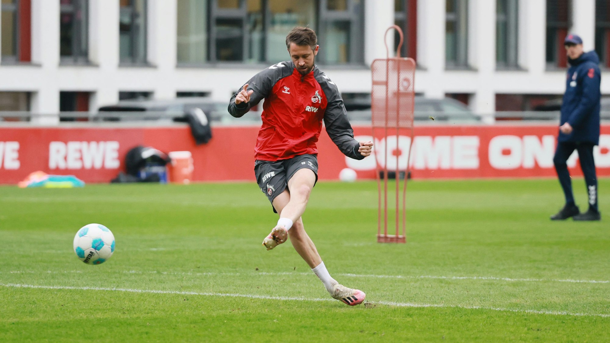 1. FC Köln, Training, Mark Uth (1. FC Köln), 16.04.2025, Bild: Herbert Bucco