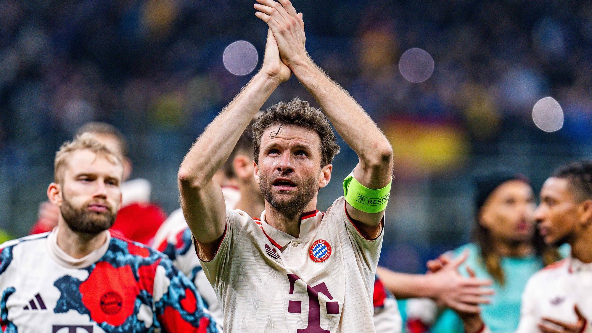 16.04.2025, Inter Mailand vs. FC Bayern München, UEFA Champions League, Viertelfinale-Rückspiel Thomas Müller FC Bayern Muenchen, 25 unzufrieden unglücklich genervt sauer traurig Mimik Gestik *** 16 04 2025, Inter Milan vs FC Bayern Munich, UEFA Champions League, quarter-final second leg Thomas Müller FC Bayern Muenchen, 25 unhappy unhappy annoyed angry sad facial expressions gestures Copyright: xBahhoxKarax