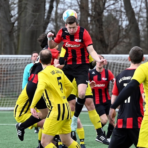 12.03.2023, Fussball-DJK Südwest Köln-Schlebusch ii
Hendrik Graf (Südwest Köln)
Foto: Uli Herhaus