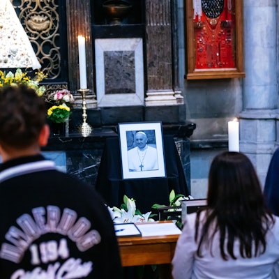 Kondolenzbuch - Papst - Koelner Dom