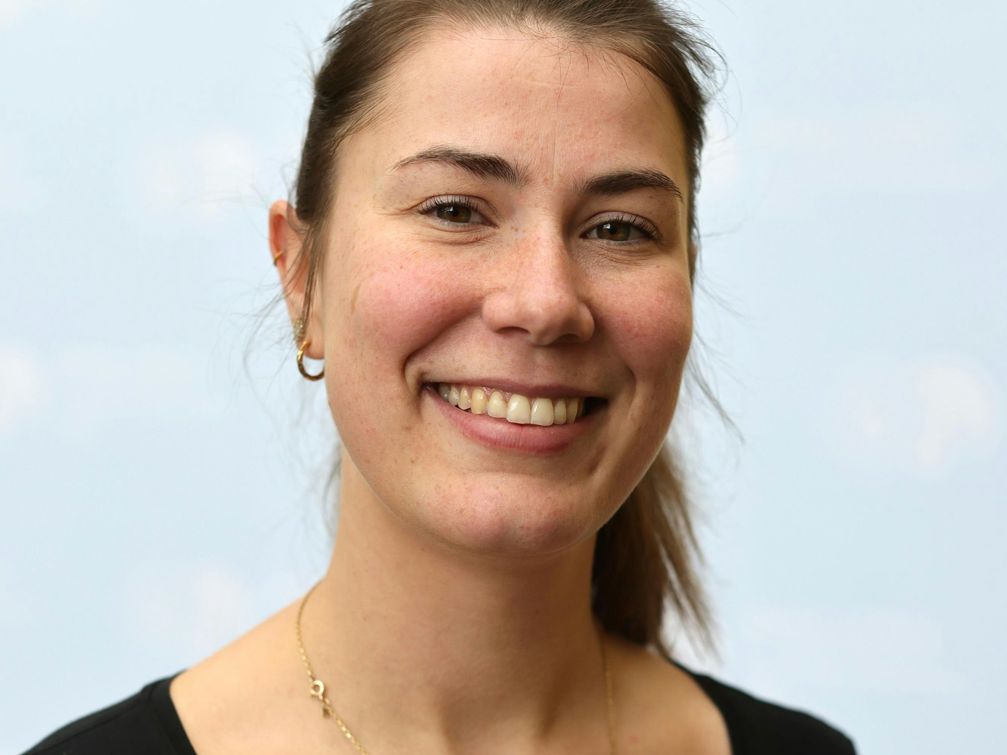 Rebecca Brettell (28)