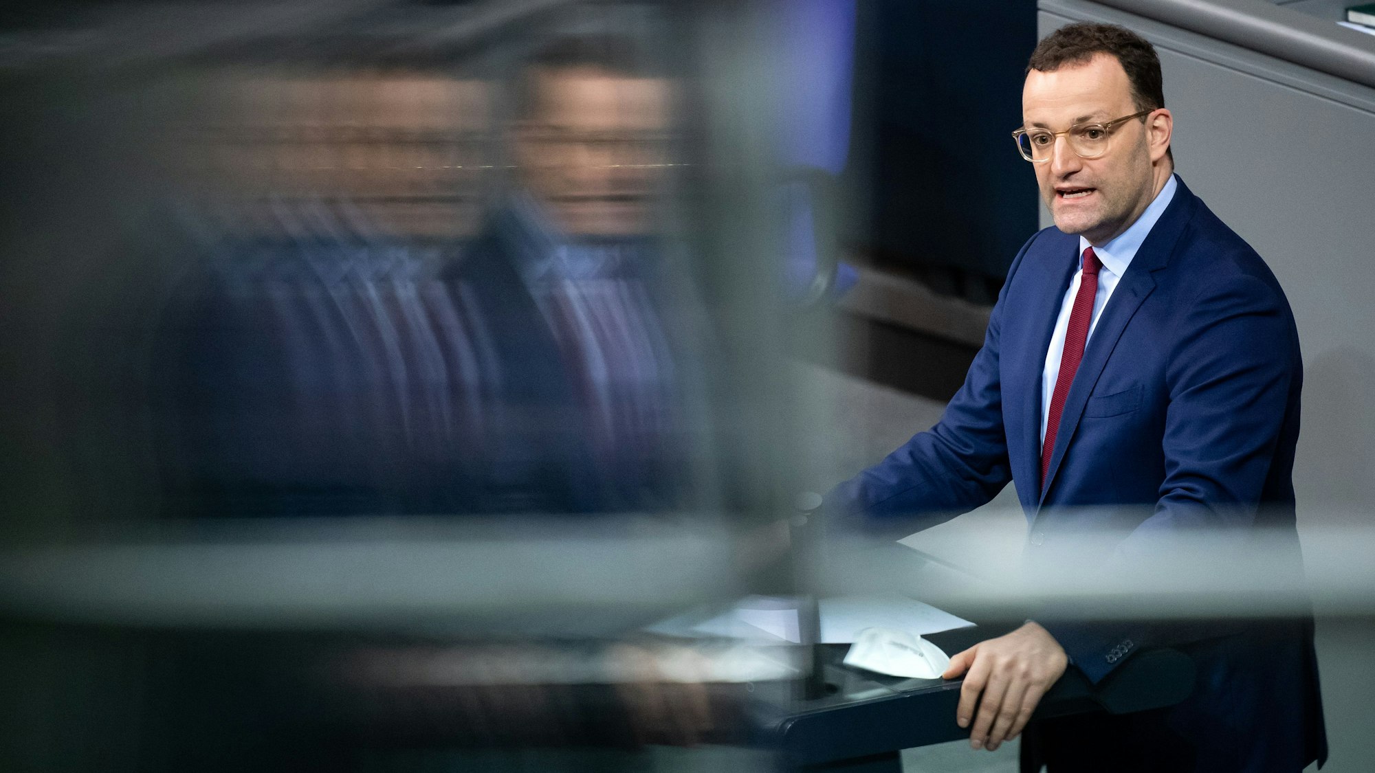 Jens Spahn (CDU) spricht im Deutschen Bundestag. (Archivbild)