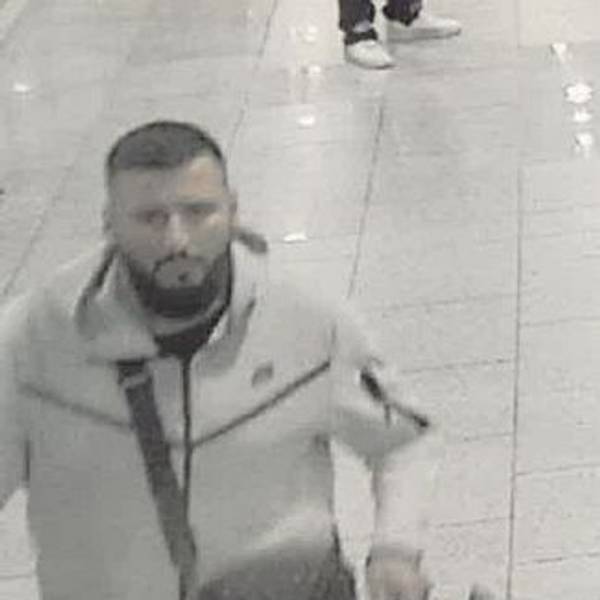 Die Polizei in Nordrhein-Westfalen sucht unter anderem mit diesem Foto nach Hinweisen auf den Beschuldigten Hassan Issa