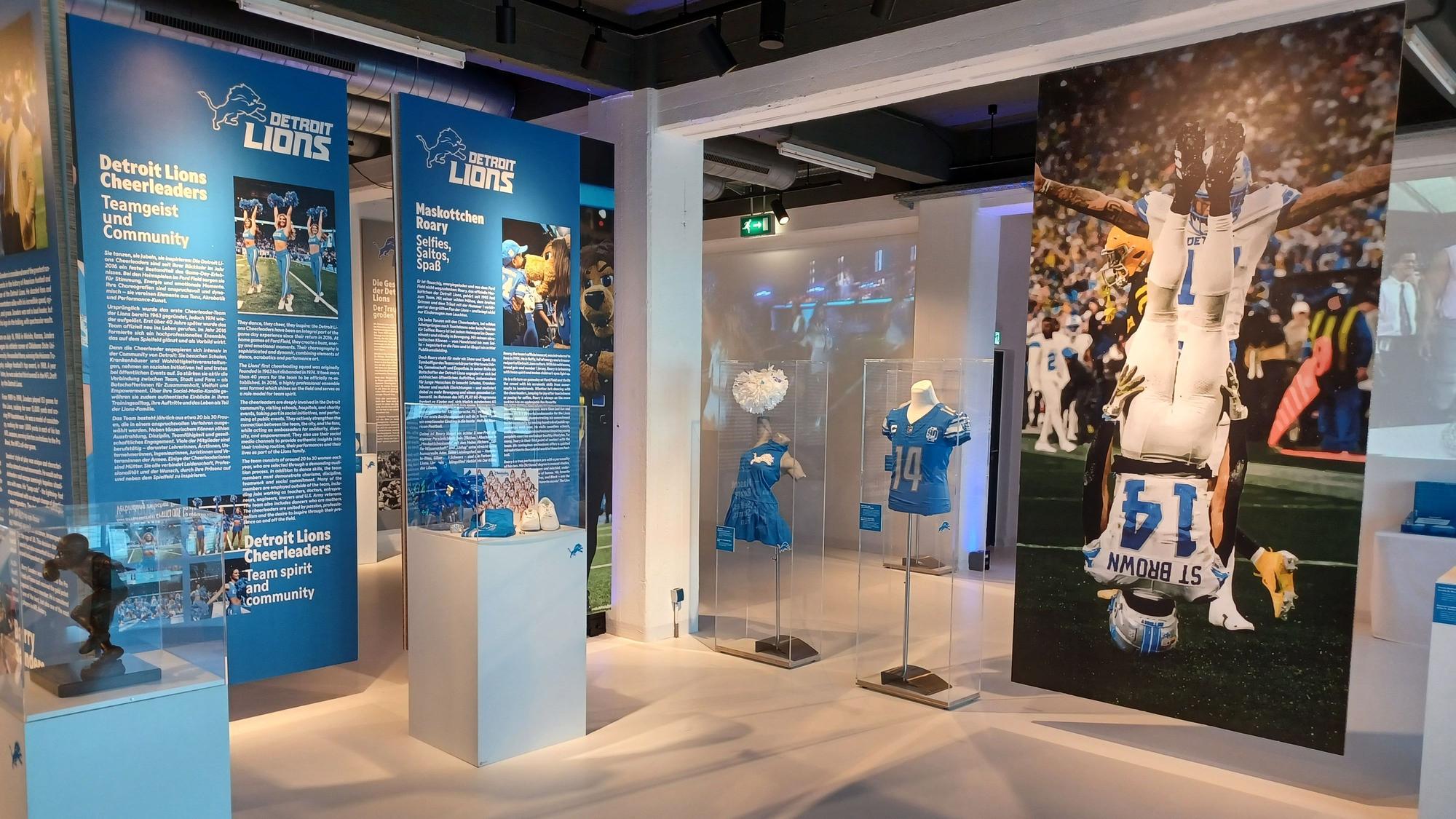 Die Schau zeigt die Geschichte des American Football und der Detroit Lions.