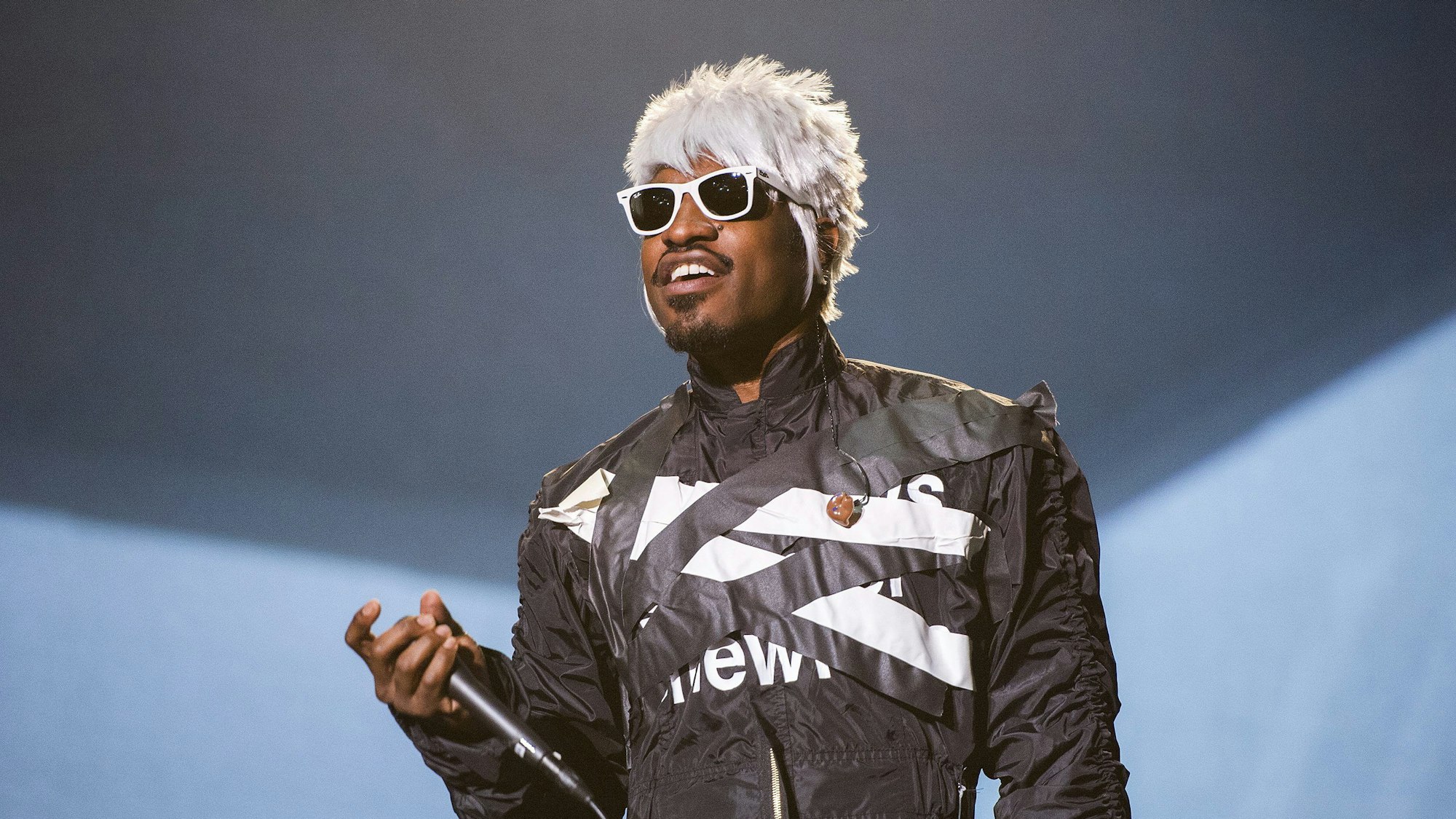Das Bild zeigt Andre ‚Andre 3000‘ Benjamin, Teil des Hip-Hop-Duos Outkast.