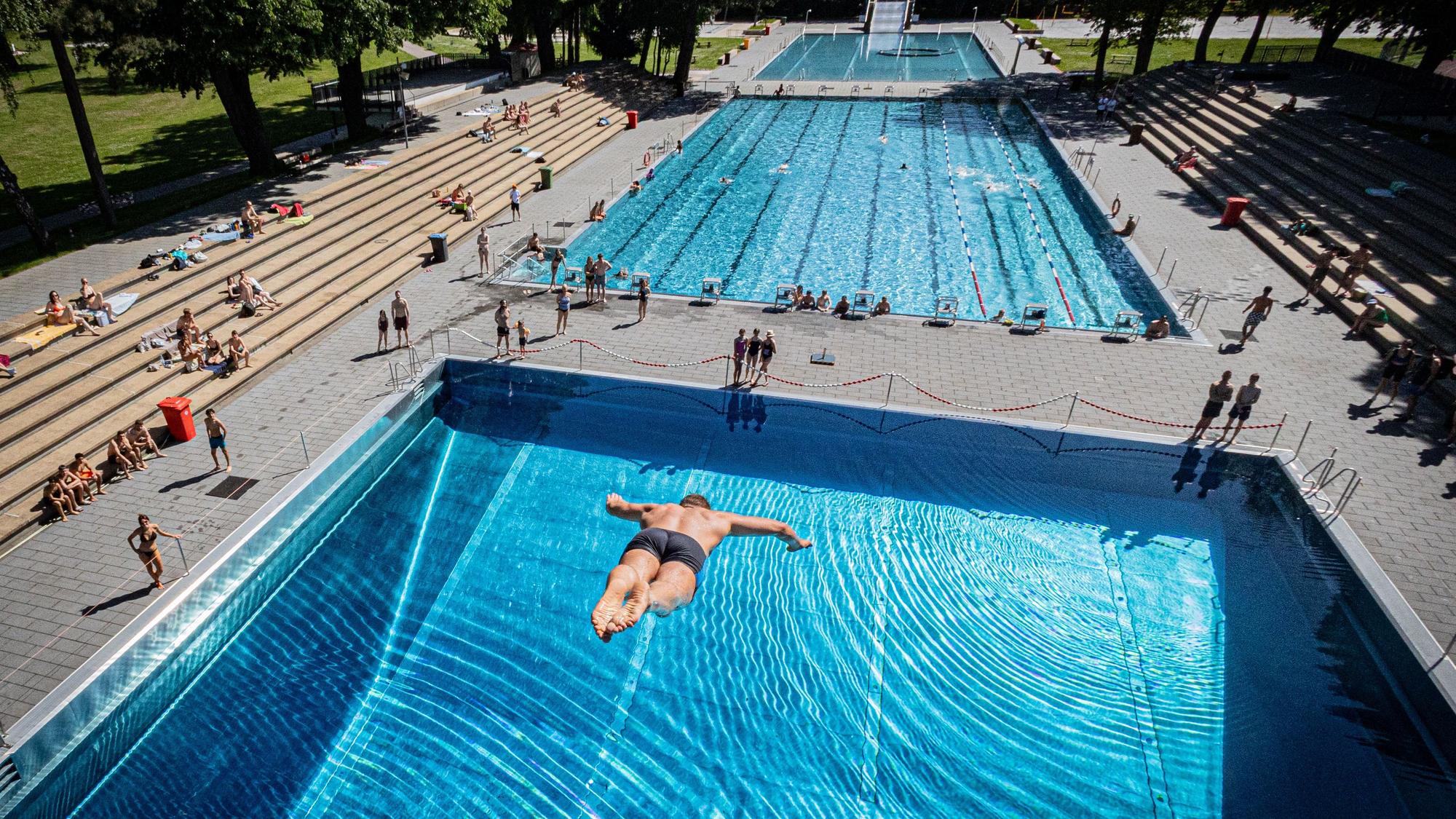 Stadion-Freibad