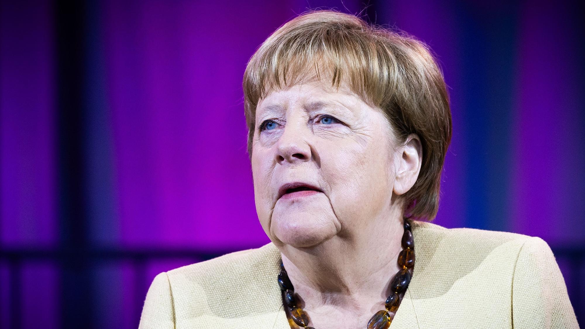 5860 Tage lang, vom 20. September 2005 bis zum 8. Dezember 2021, war Angela Merkel Bundeskanzlerin. Nur Helmut Kohl amtierte noch länger – genau zehn Tage länger.