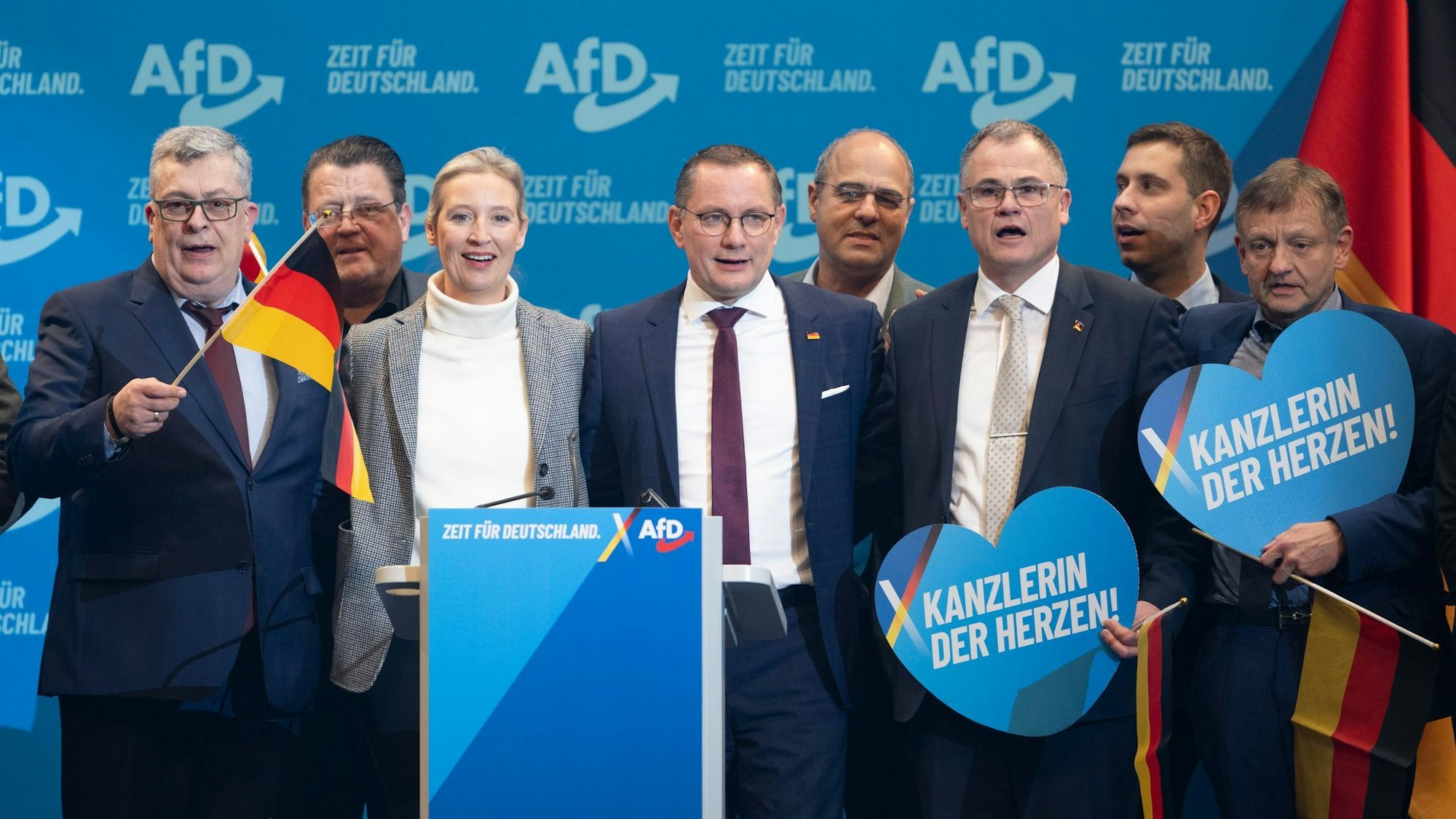 Auch die Reden, die beim Bundesparteitag der AfD in Riesa im vergangenen Januar gehalten wurden, flossen in die Neubewertung durch den Verfassungsschutz ein. (Archivfoto)