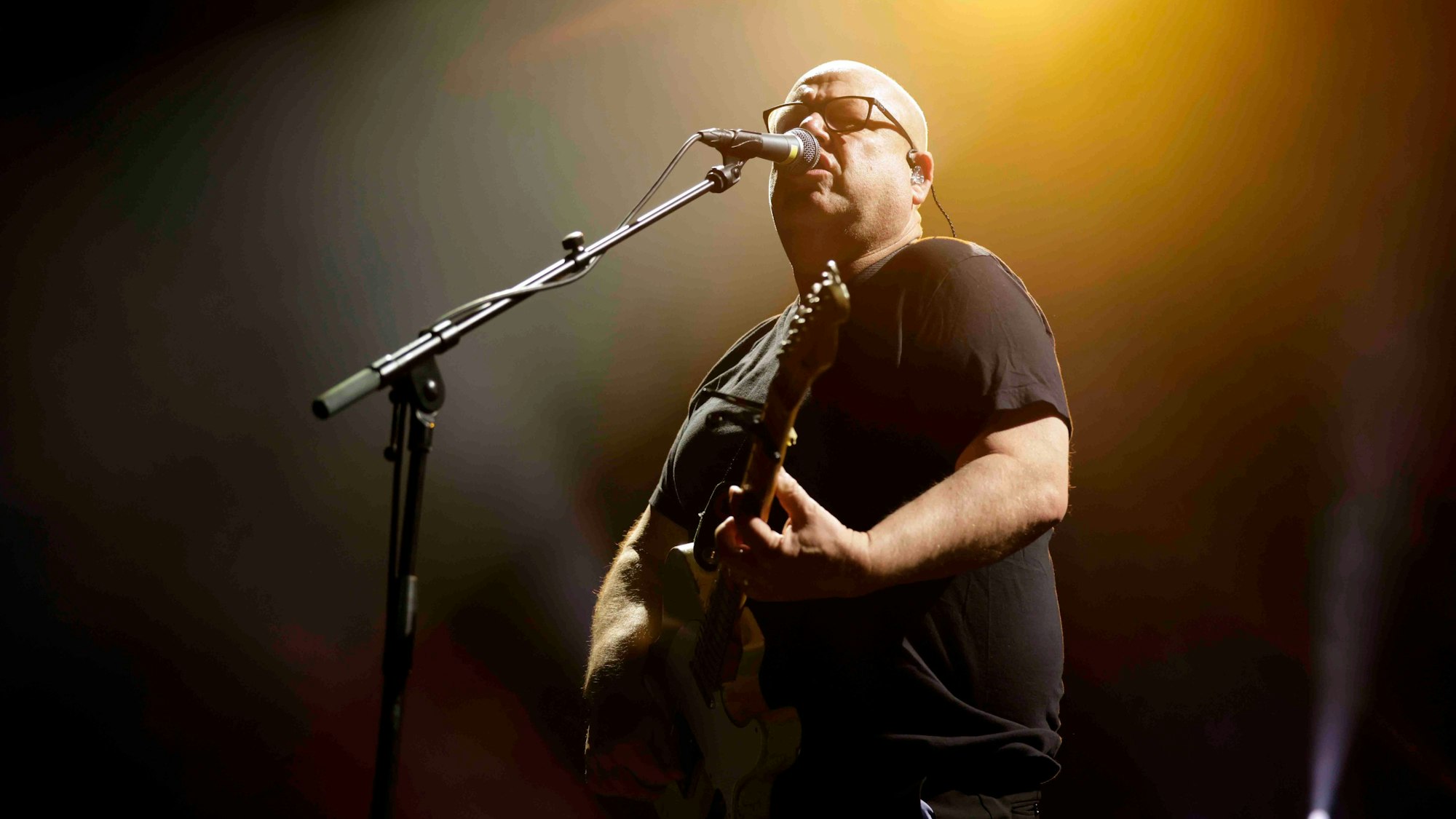 Der Kapitän des Indierock-Schaukelschiffs: Pixies-Sänger Black Francis im Palladium.