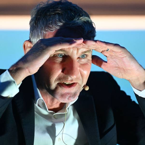 Björn Höcke, Fraktionsvorsitzender der AfD im Thüringer Landtag, hat den Mitarbeitern des Verfassungsschutzes auf X gedroht. (Archivbild)