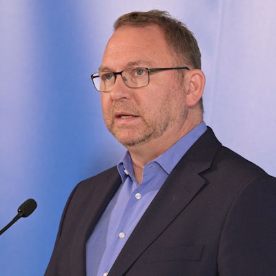Frank Werneke, Vorsitzender der Gewerkschaft Verdi, gibt ein Statement.