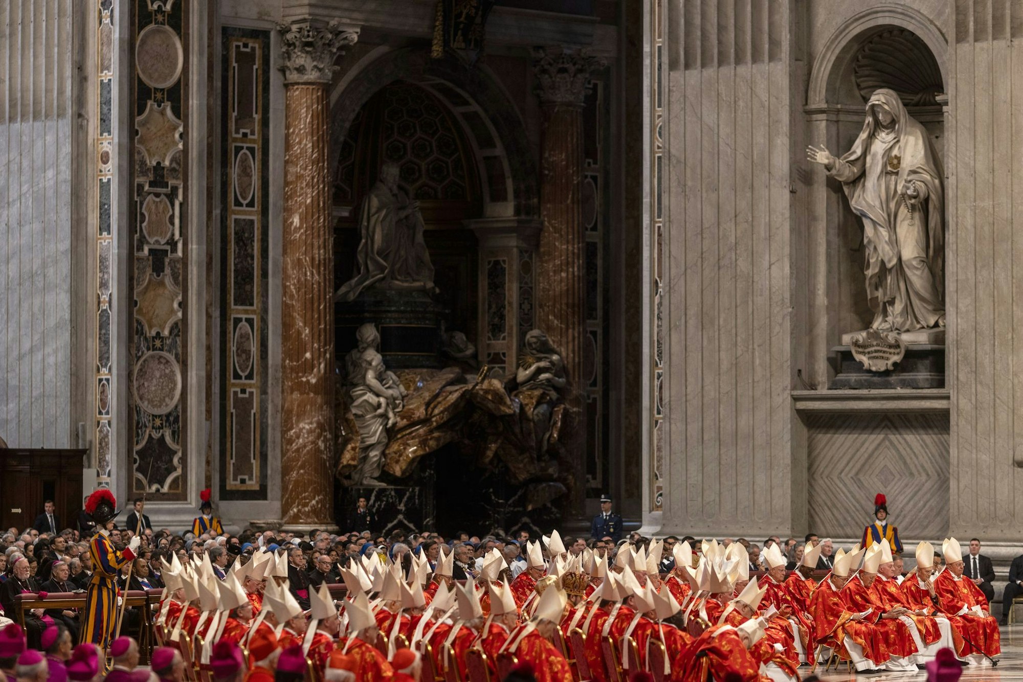 Die Kardinäle feierten am Morgen die Messe «Pro eligendo Romano Pontefice» im Petersdom.