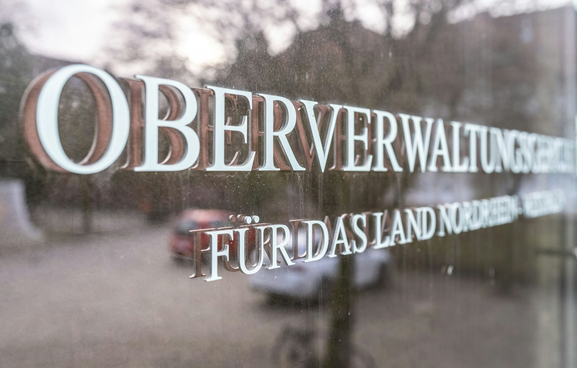 AfD-Mitglieder dürfen grundsätzlich Waffen besitzen, urteilt das nordrhein-westfälische Oberverwaltungsgericht. (Archivbild)