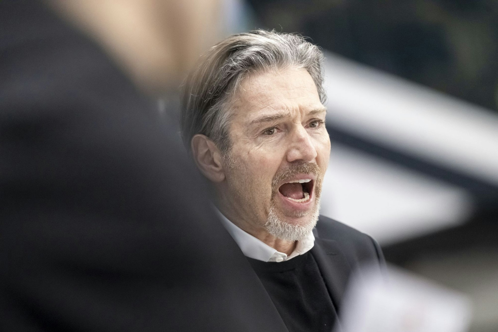 Uwe Krupp trainiert nun in der zweiten Liga.