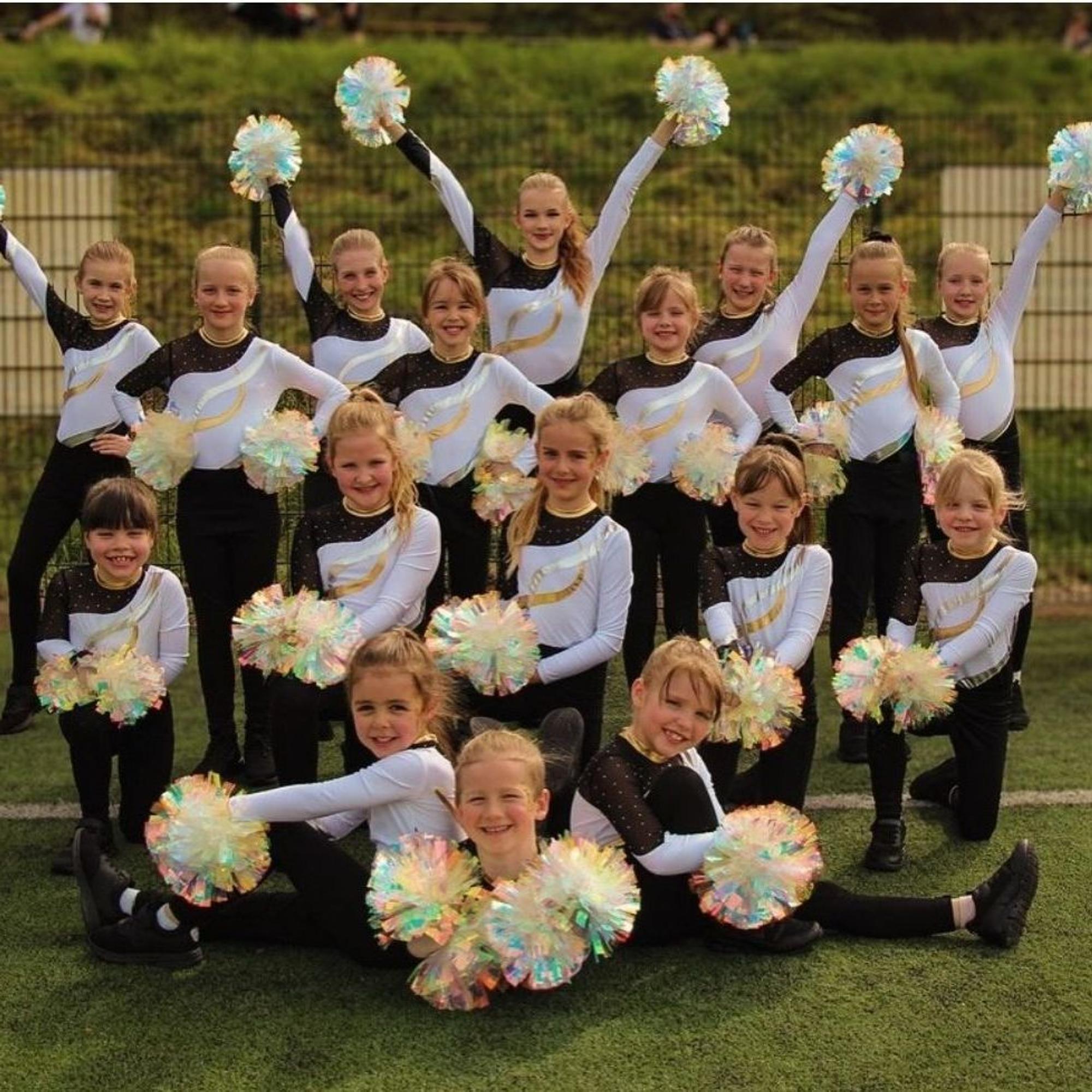 Cheerleading gehört zum American Football: Auch die Giborim haben eine Cheerleader-Abteilung. Der Nachwuchs trainiert in drei Gruppen.