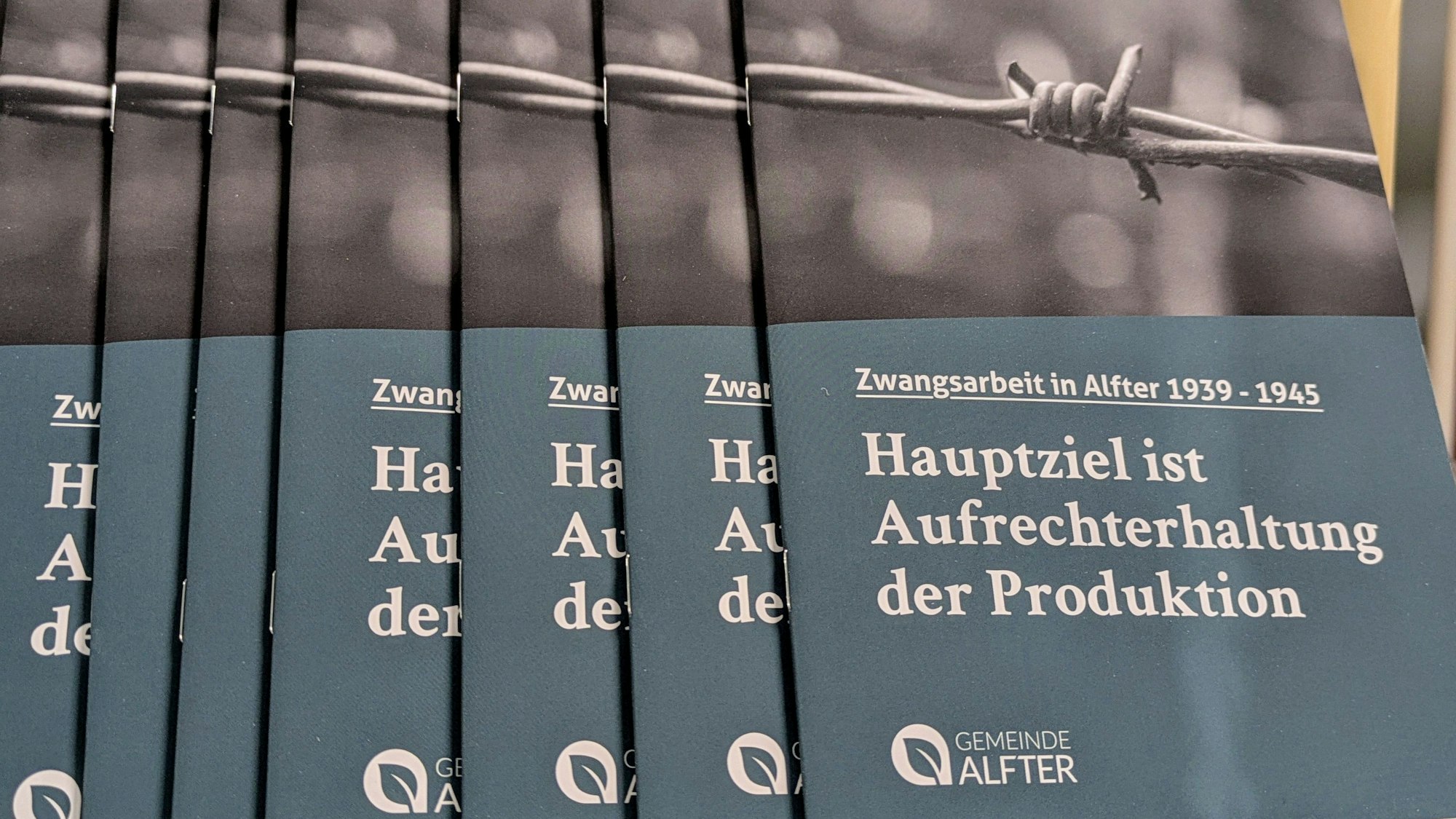 Die Dokumentation zur Zwangsarbeit in Alfter während des Krieges ist ab sofort als gedruckte Broschüre erhältlich.