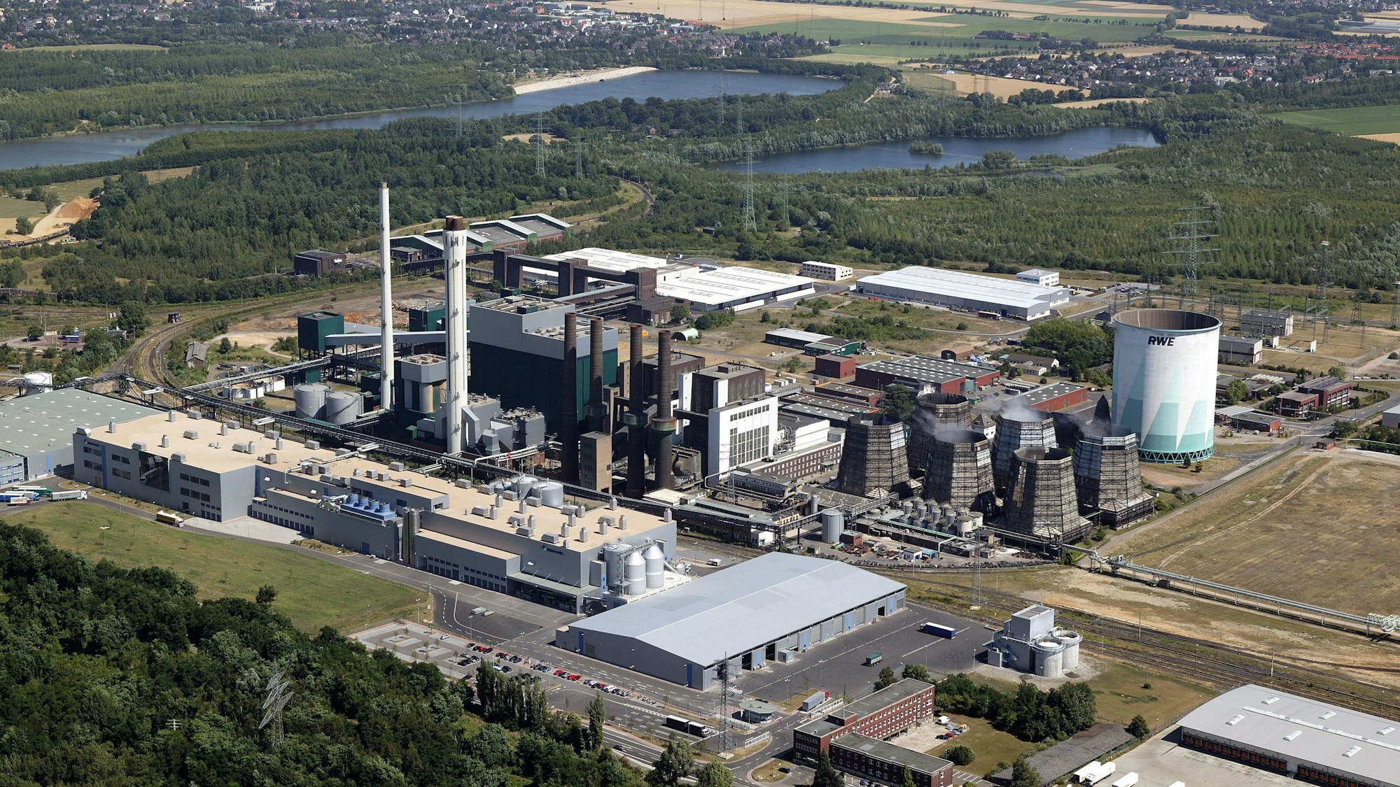 Eine Luftaufnahme des Goldenbergkraftwerks in Hürth-Knapsack.