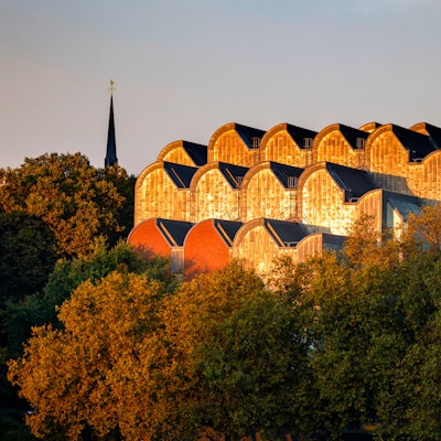 Nicht alles Gold, was glänzt: Im Gebäudeensemble Museum Ludwig und Philharmonie von 1986 liegt technisch einiges im Argen.