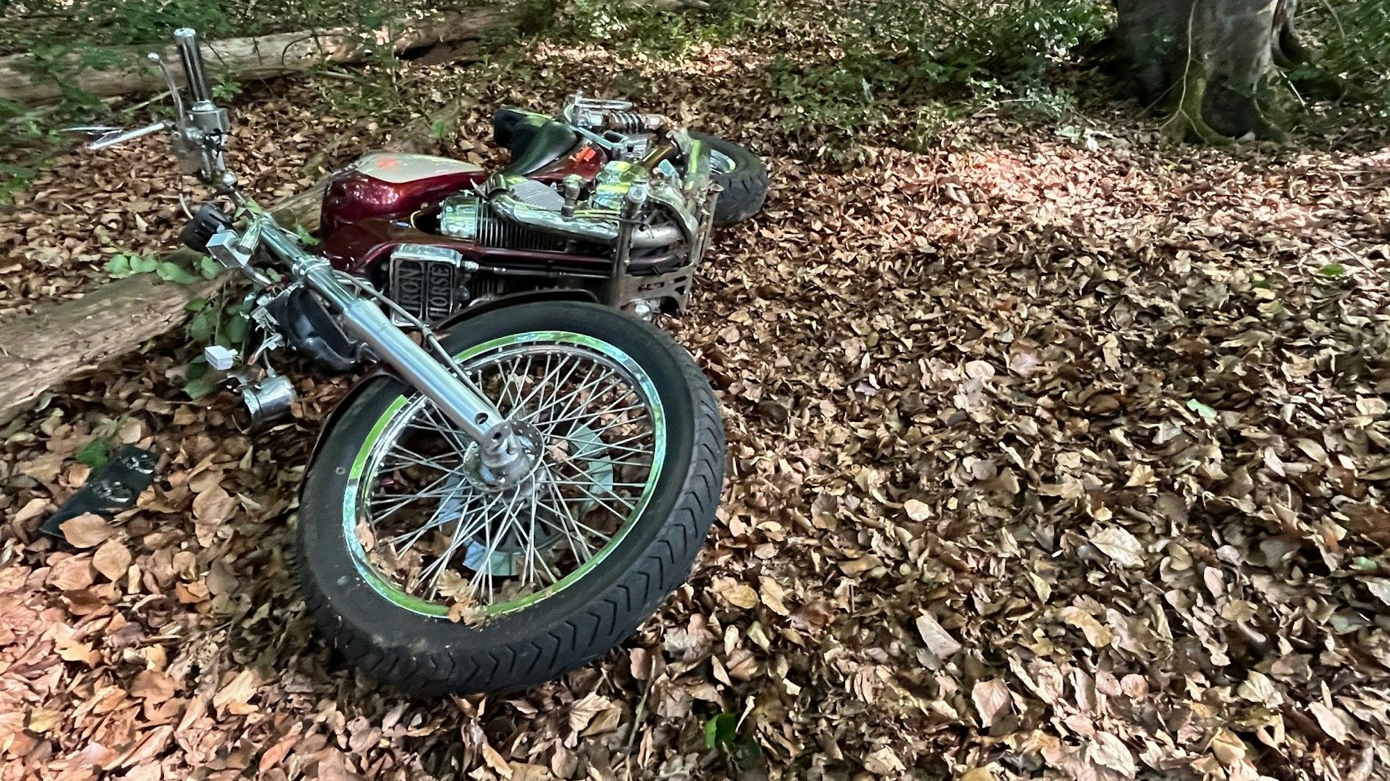 Auf der L312 bei Windeck wurde ein 73-jähriger Motorradfahrer bei einem Unfall lebensgefährlich verletzt.