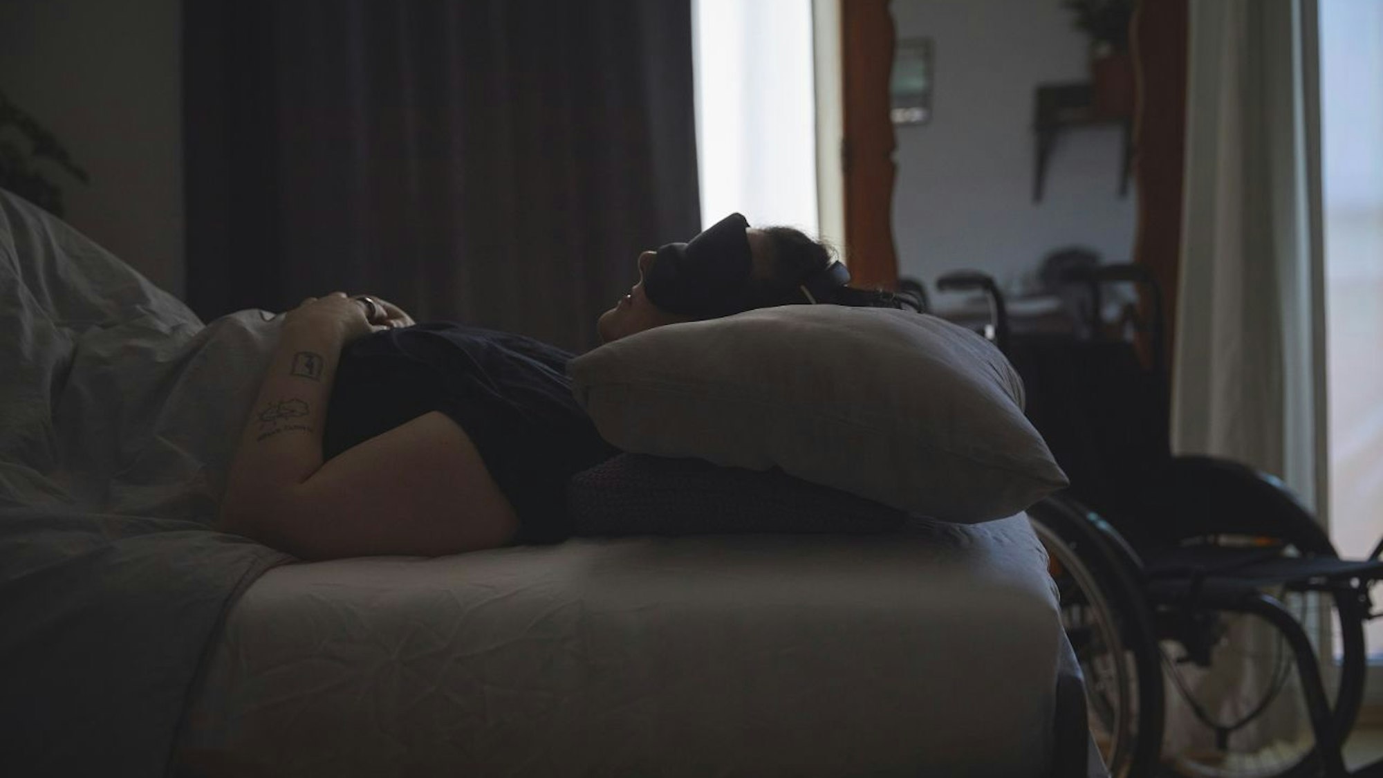 Betroffene von ME/CFS sind oft tagelang unter Schmerzen ans Bett gefesselt. (Symbolbild)