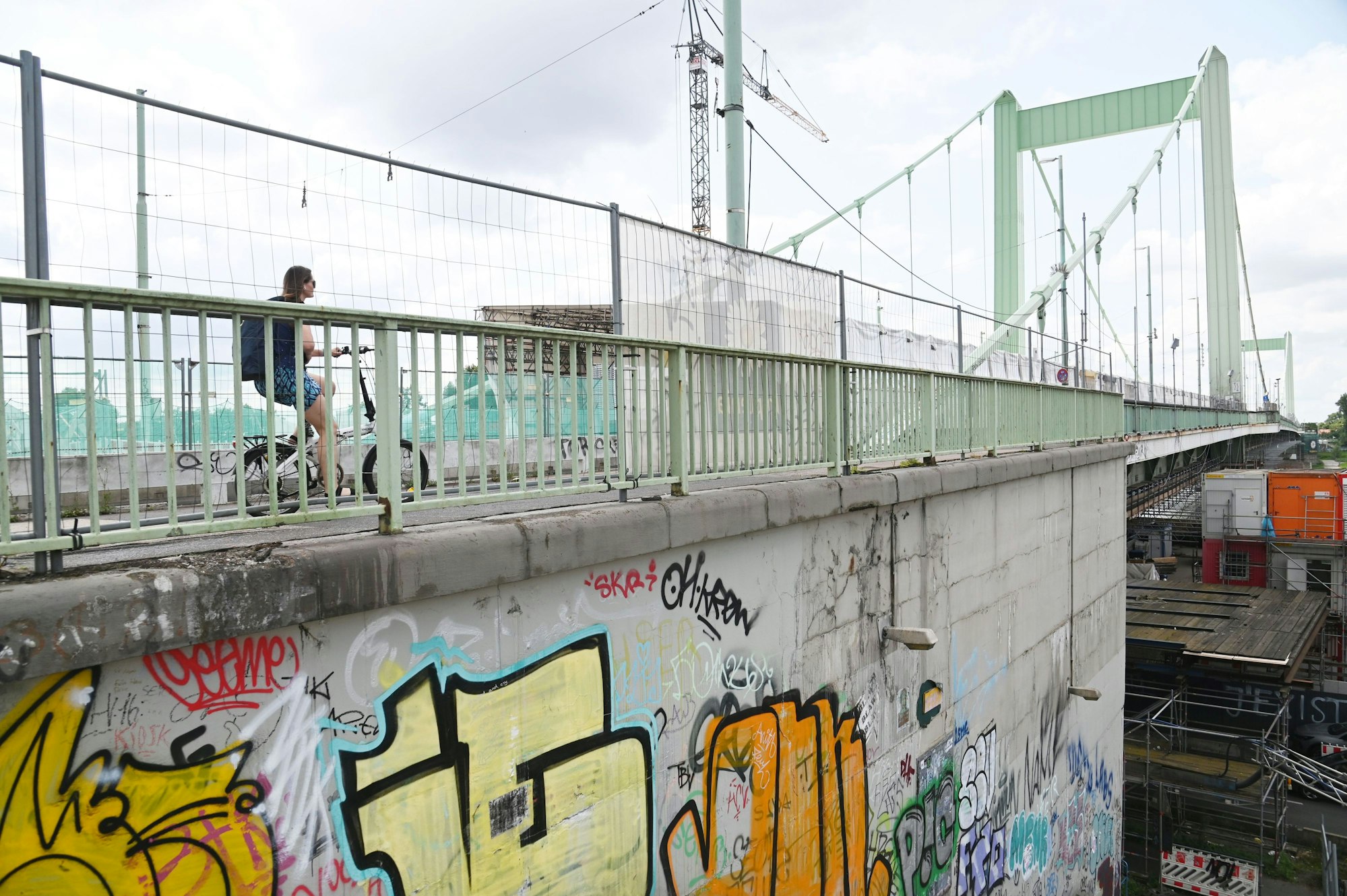 24.07.2024 Köln. Die Mülheimer Brücke. Foto: Alexander Schwaiger