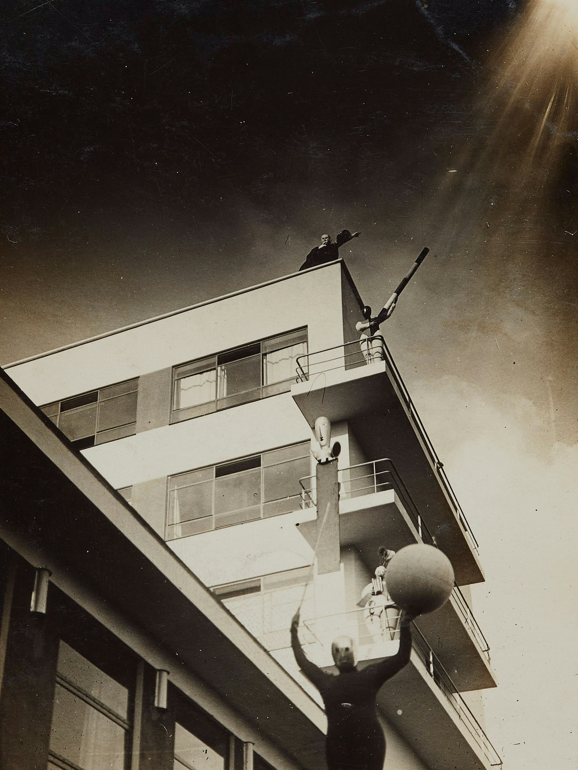 T. Lux Feiningers „Der Bau als Bühne“ kommt bei Lempertz unter den Hammer.