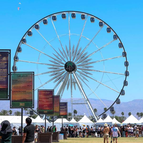 Die ersten Festivalbesucher treffen am 11. April 2025 auf dem Gelände des Empire Polo Club im kalifornischen Indio ein, um das Coachella Valley Music and Arts Festival 2025 zu besuchen.