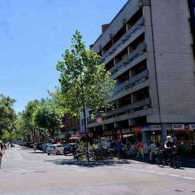 Die Sülzburgstraße in Sülz zwischen Berrenrather und Luxemburger Straße.