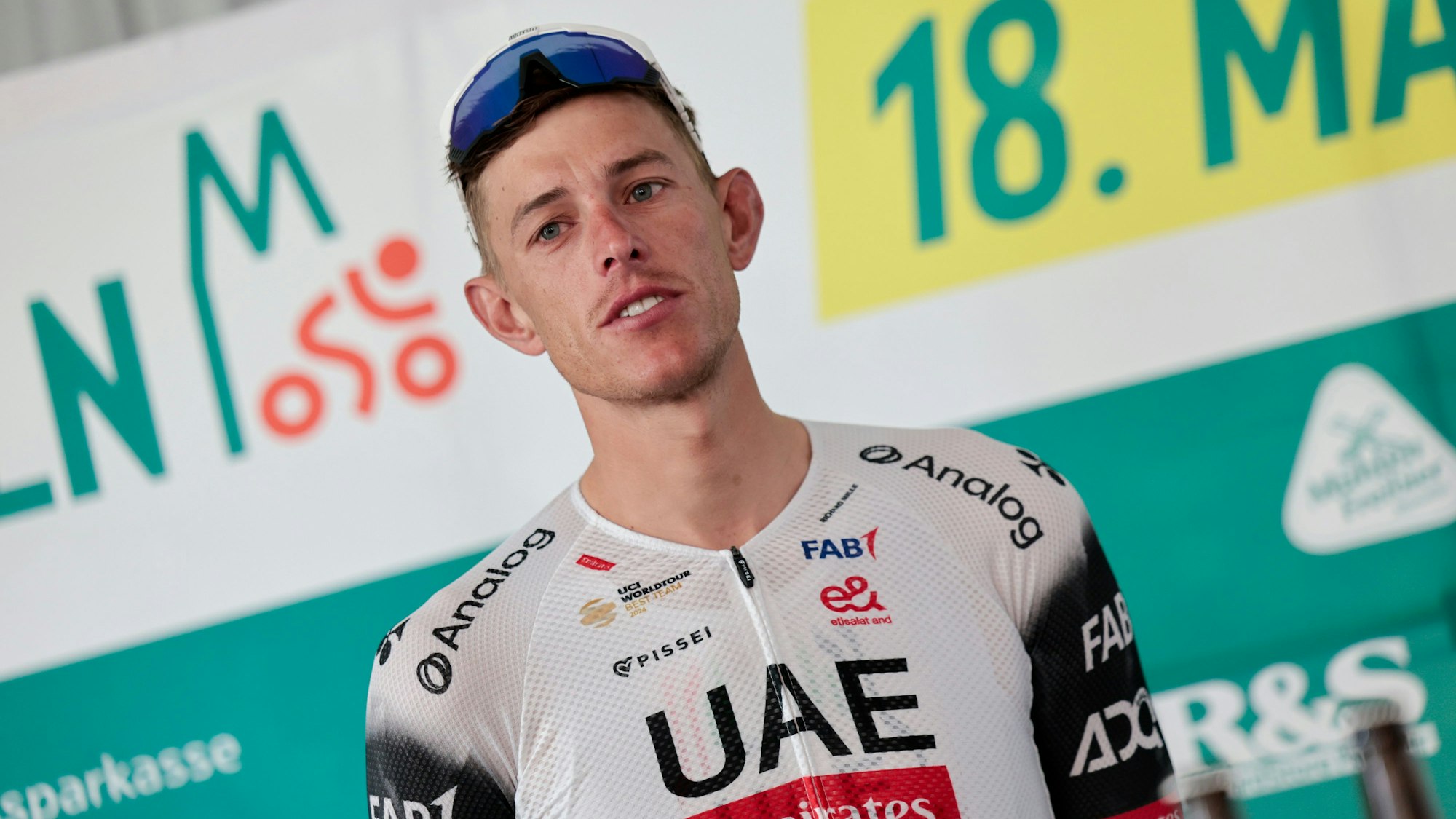 Nils Politt fährt für das UAE Team Emirates.