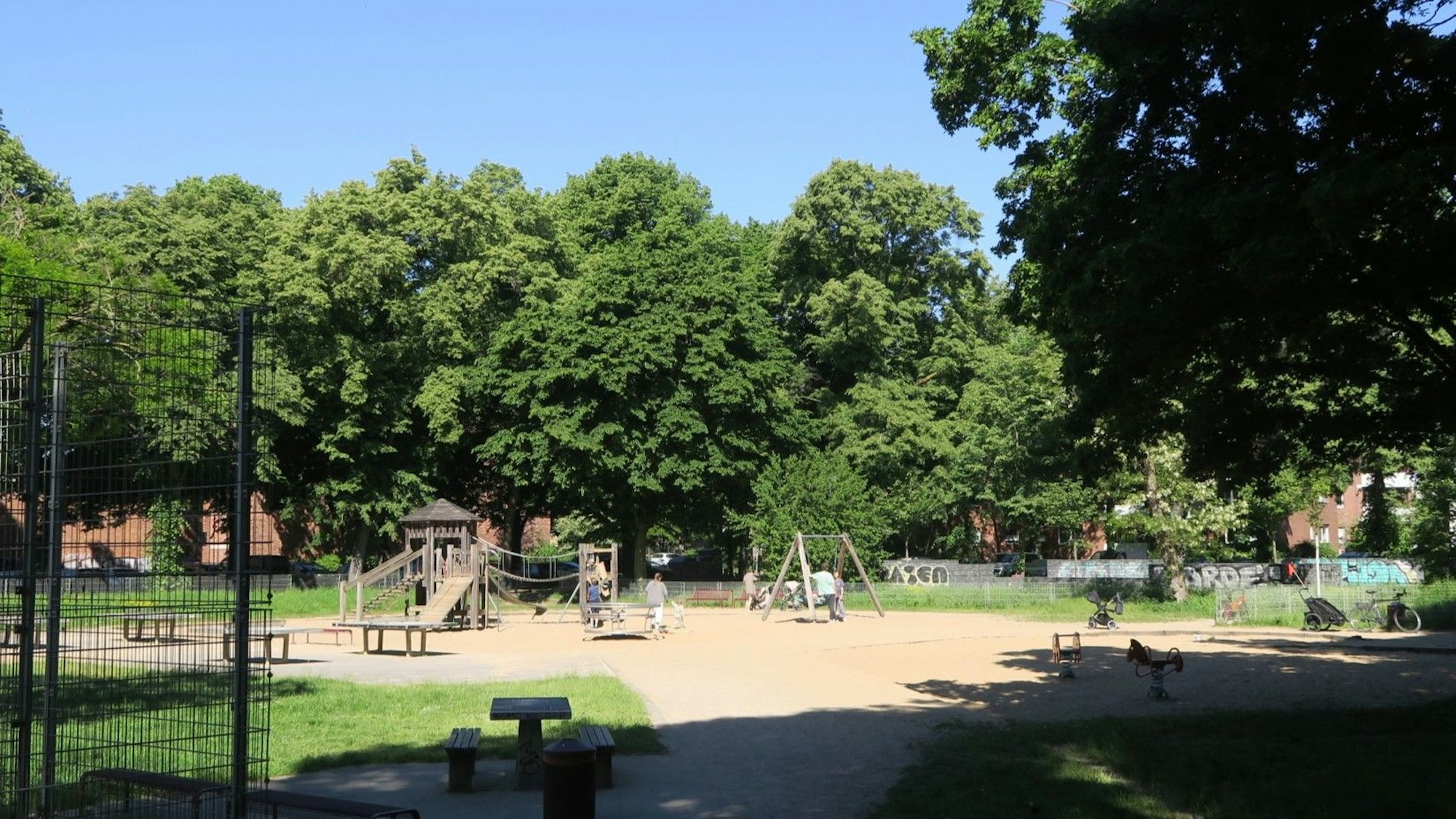 Der Spielplatz Helmholtzplatz