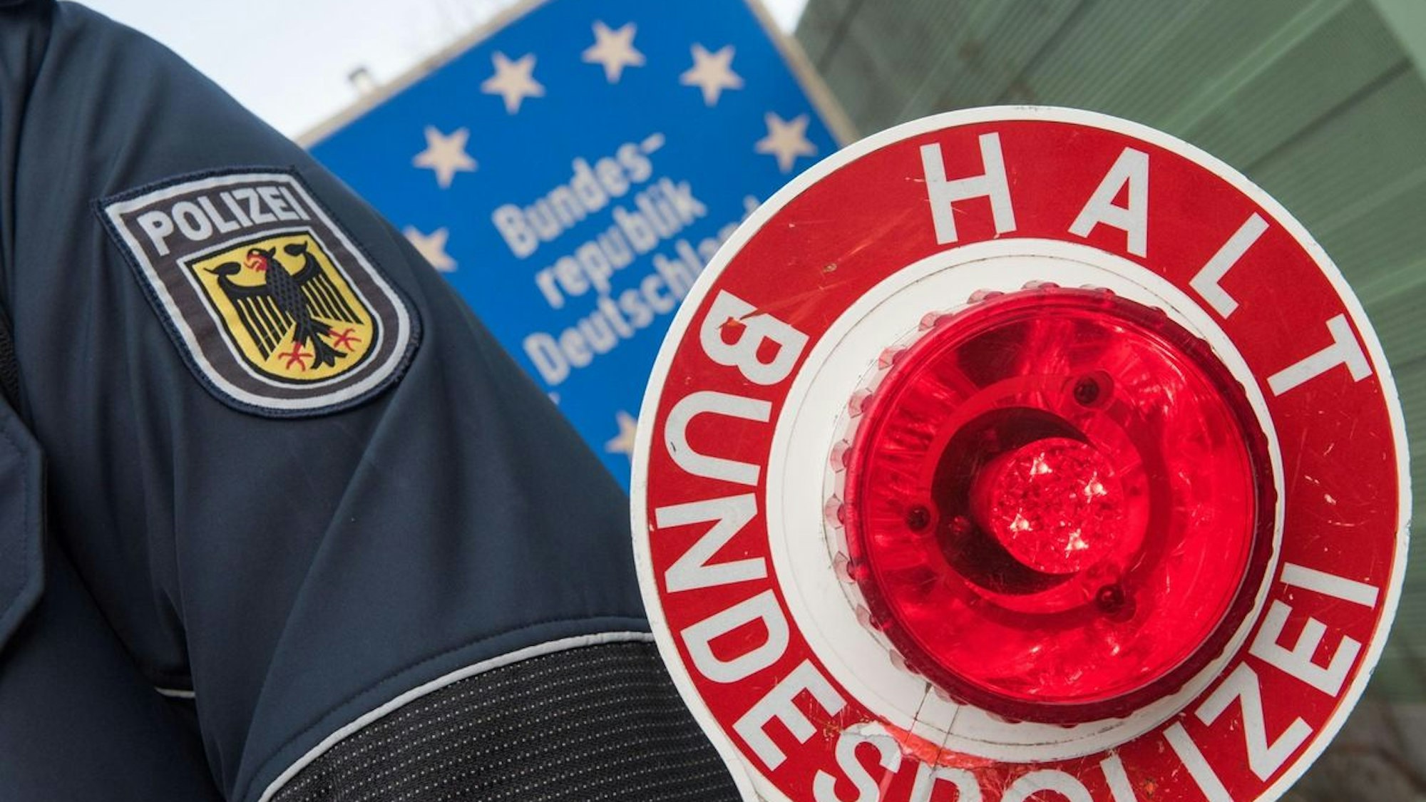 Fahndungserfolg der Bundespolizei im Rahmen der Grenzkontrollen. Zwei Haftbefehle wurden auf der A3 und im ICE 125 vollstreckt.
