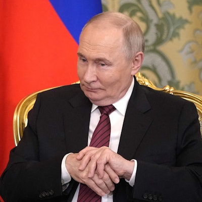 Offenbar kein Interesse an persönlichen Gesprächen zum Frieden: Wladimir Putin bleibt den Verhandlungen in der Türkei fern.