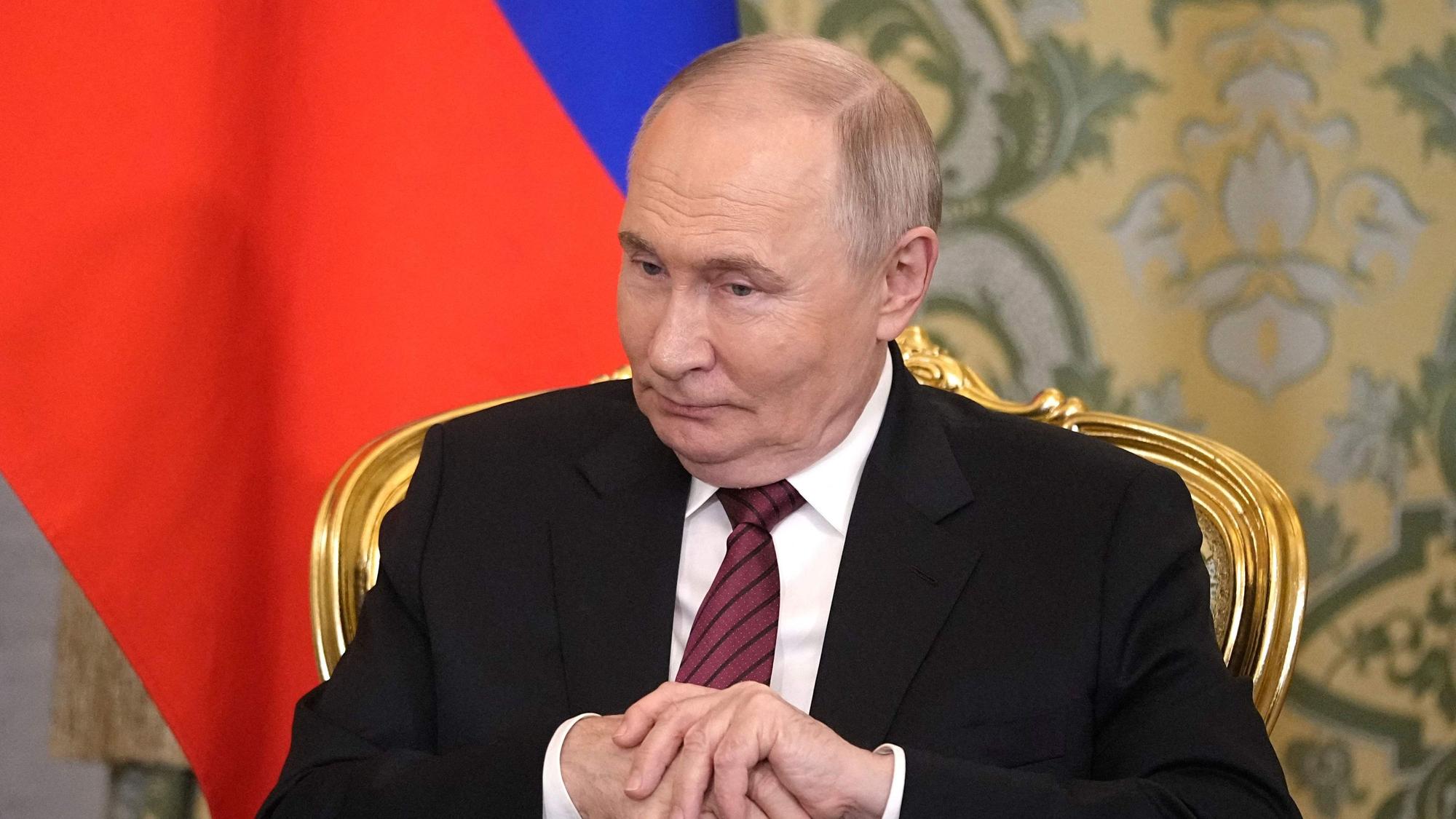 Offenbar kein Interesse an persönlichen Gesprächen zum Frieden: Wladimir Putin bleibt den Verhandlungen in der Türkei fern.