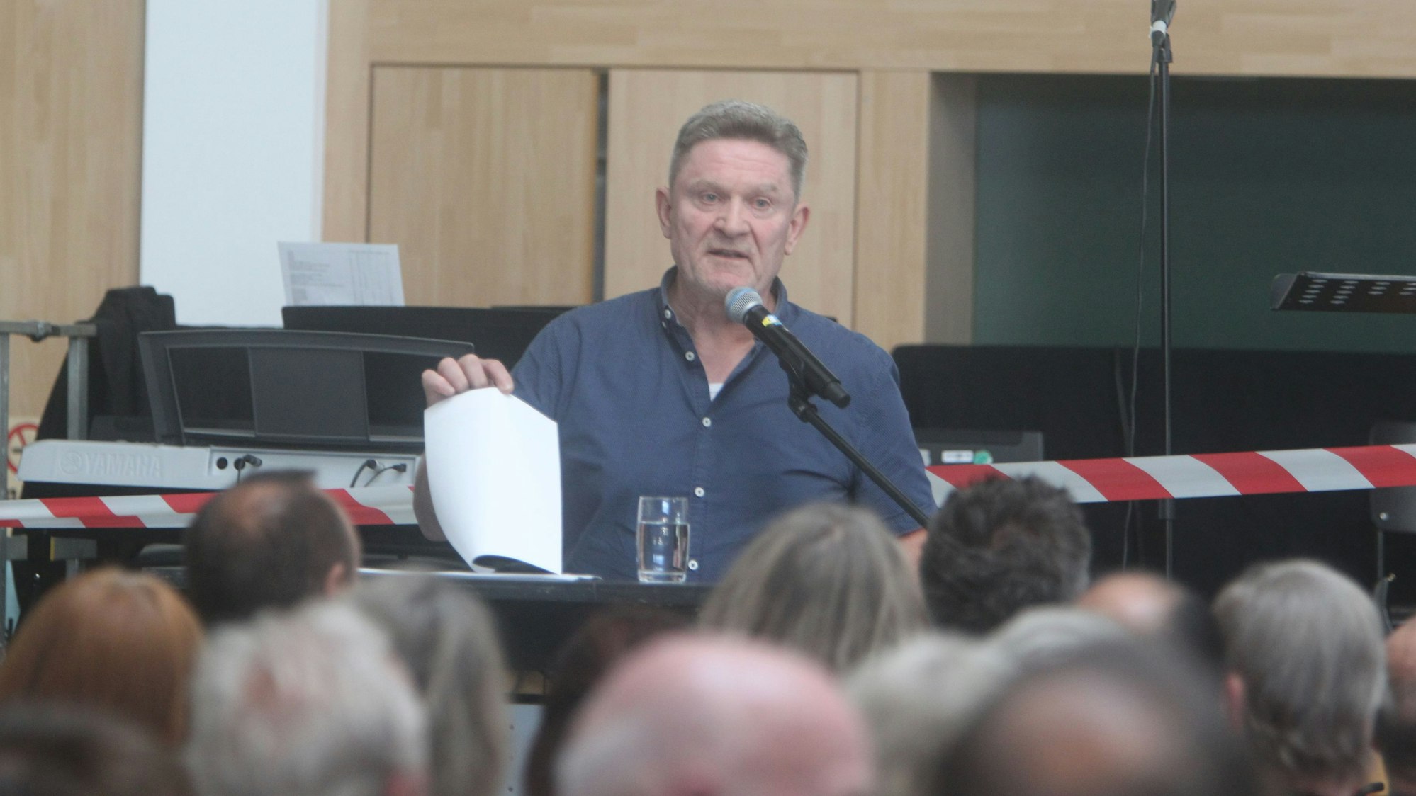 Familienamtsleiter Stefan Franken erläuterte die Pläne.