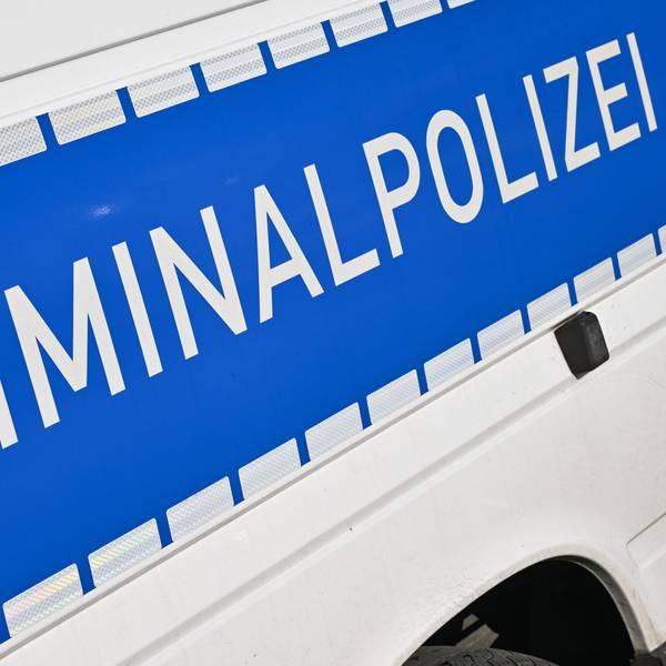 Ein Fahrzeug der Kriminalpolizei.