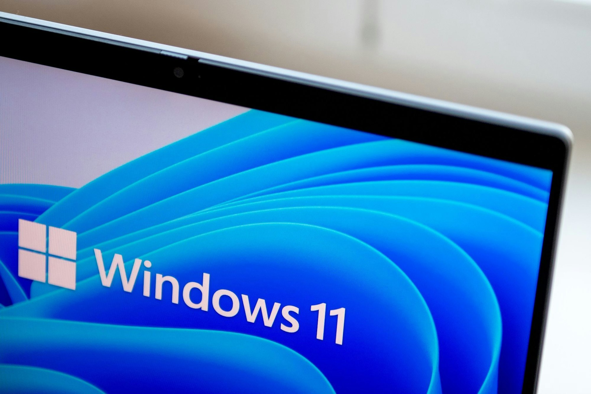 Umsteigern wird einiges bei Windows 11 vielleicht seltsam vorkommen. Vieles davon lässt sich aber wieder so einstellen, wie man es von Windows 10 gewohnt ist.