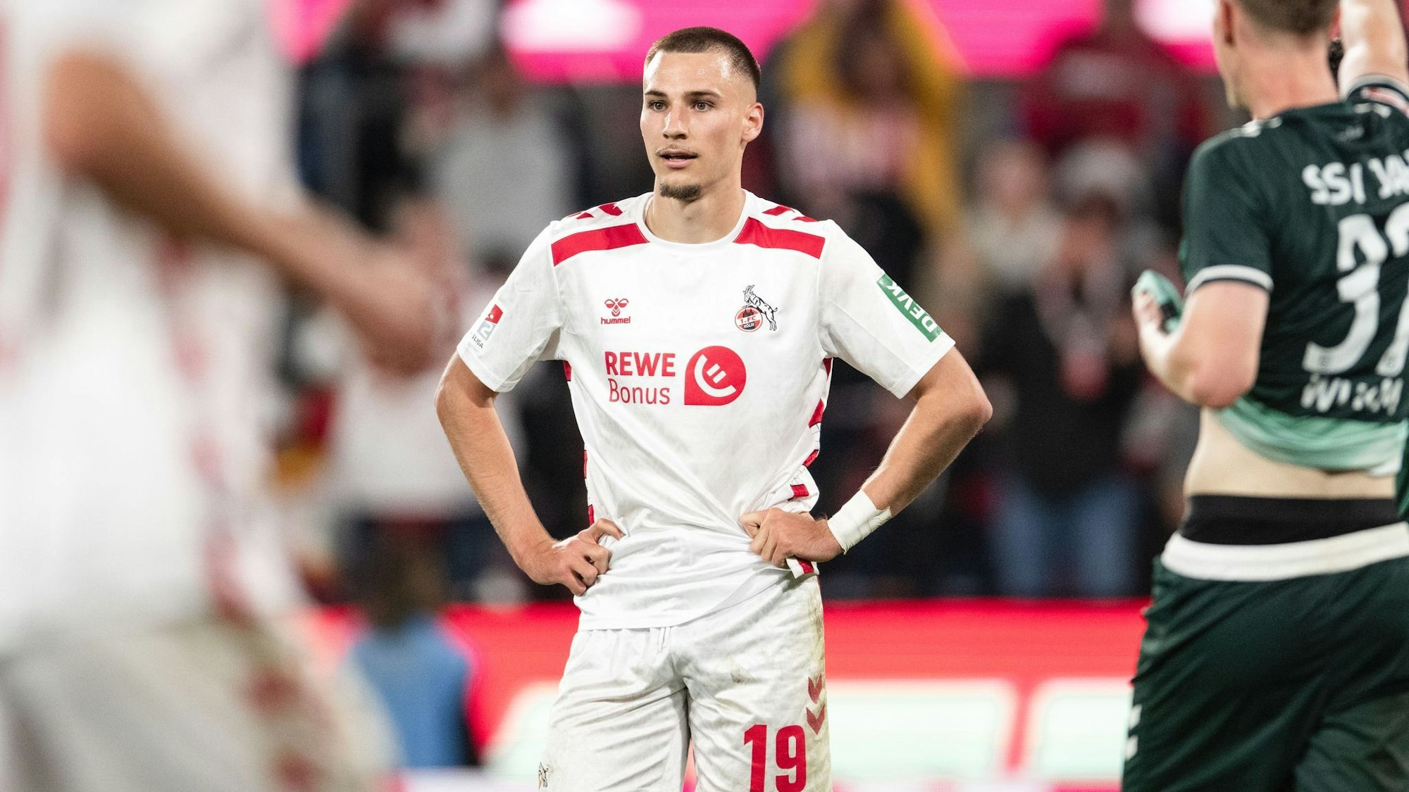 Kölns Tim Lemperle könnte im Aufstiegsfinale trotz Party-Eklat zum Einsatz kommen.