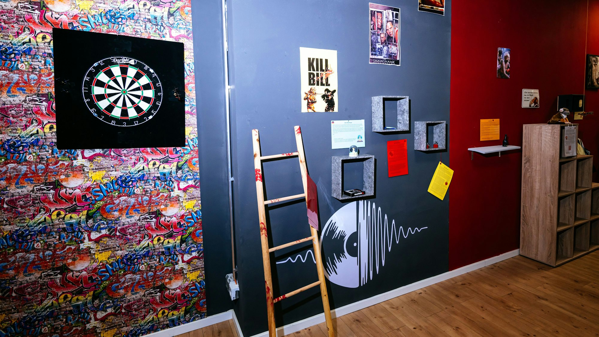 Von der Schneekugel bis zur Dartscheibe ist alles dabei.